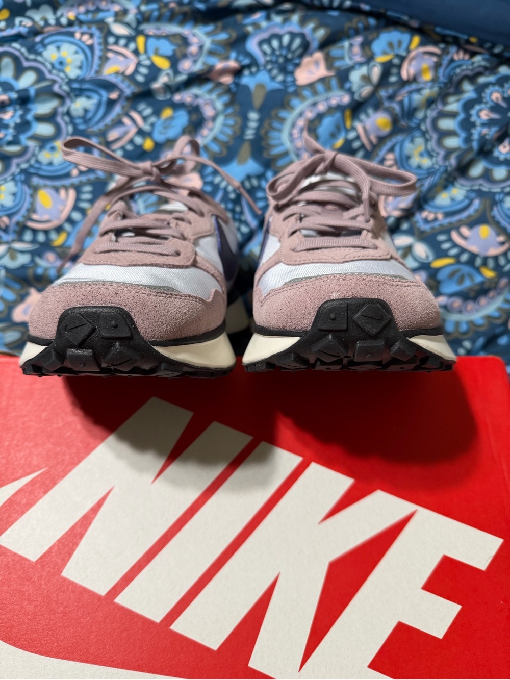 NWB Nike Phoenix Waffle Football Grey/ Dark Rasin - Picture 3 of 9